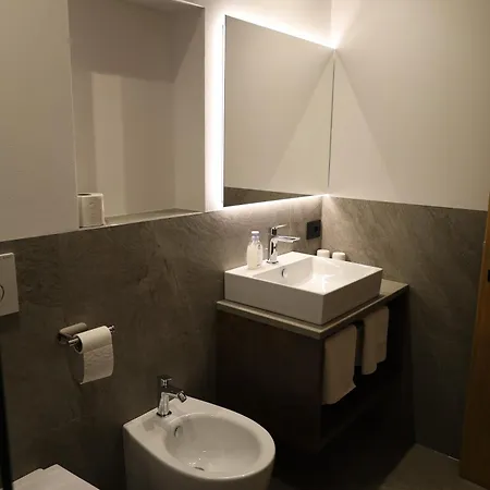 Silvonia Apartment